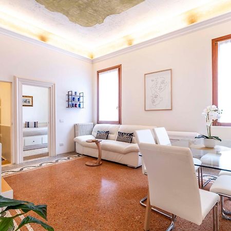 Ca' Pestrin Suite House - San Marco Square Βενετία Εξωτερικό φωτογραφία