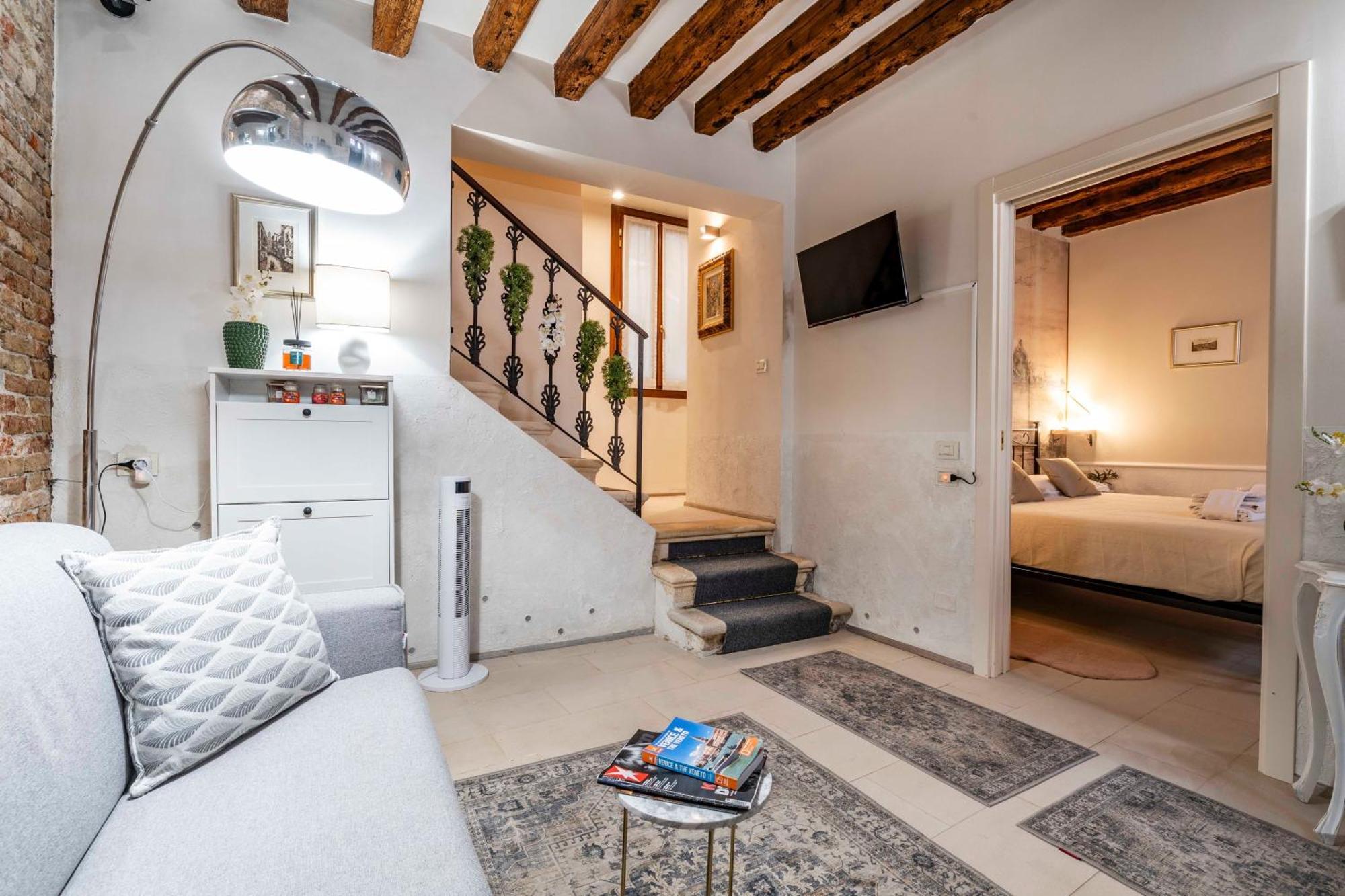 Ca' Pestrin Suite House - San Marco Square Βενετία Εξωτερικό φωτογραφία