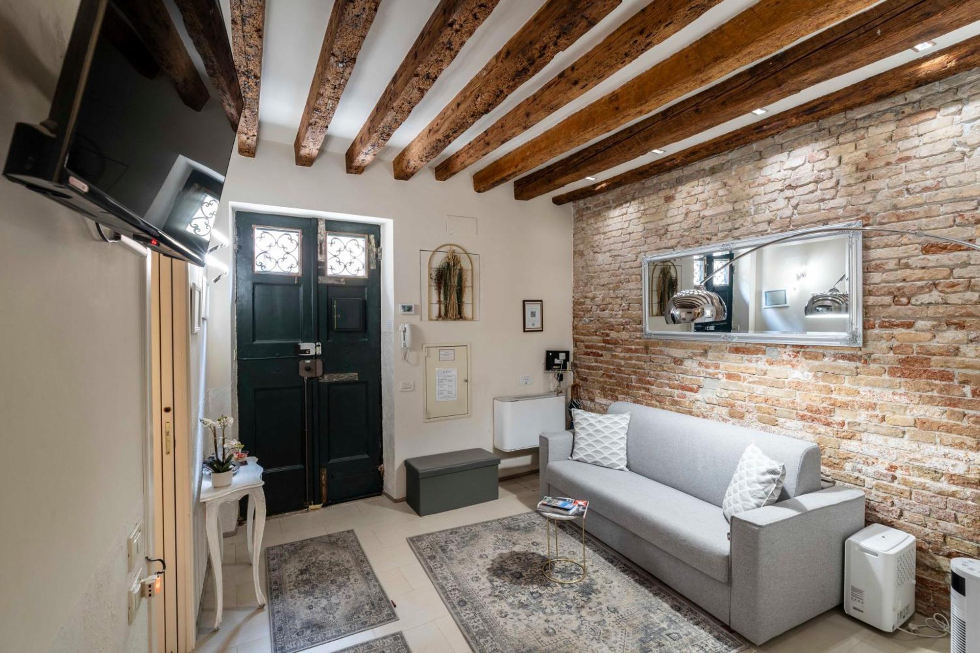Ca' Pestrin Suite House - San Marco Square Βενετία Εξωτερικό φωτογραφία